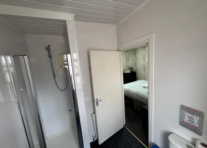 The Shores Hotel, Central Blackpool