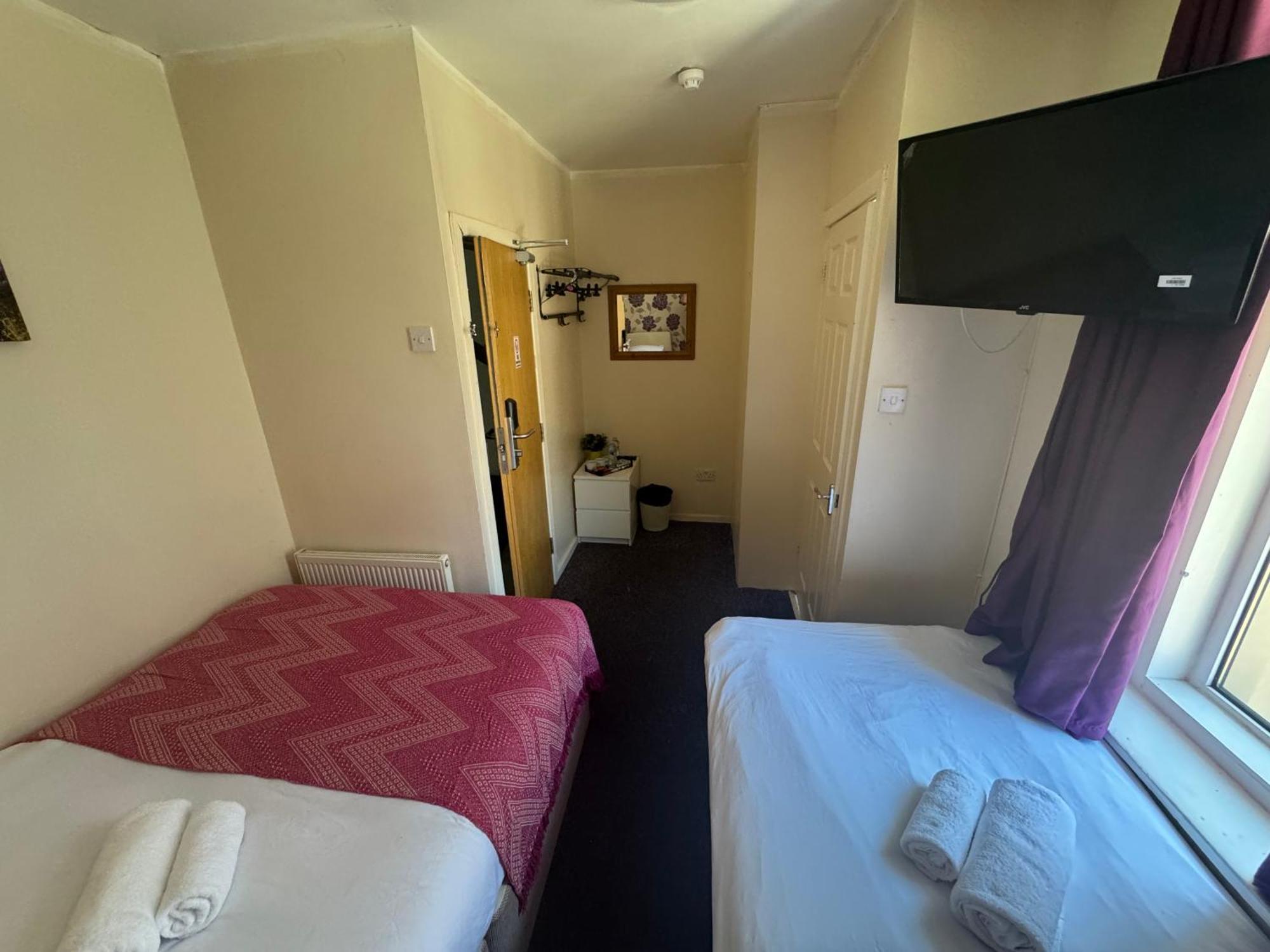 Hotel The Shores Hotel, 3*